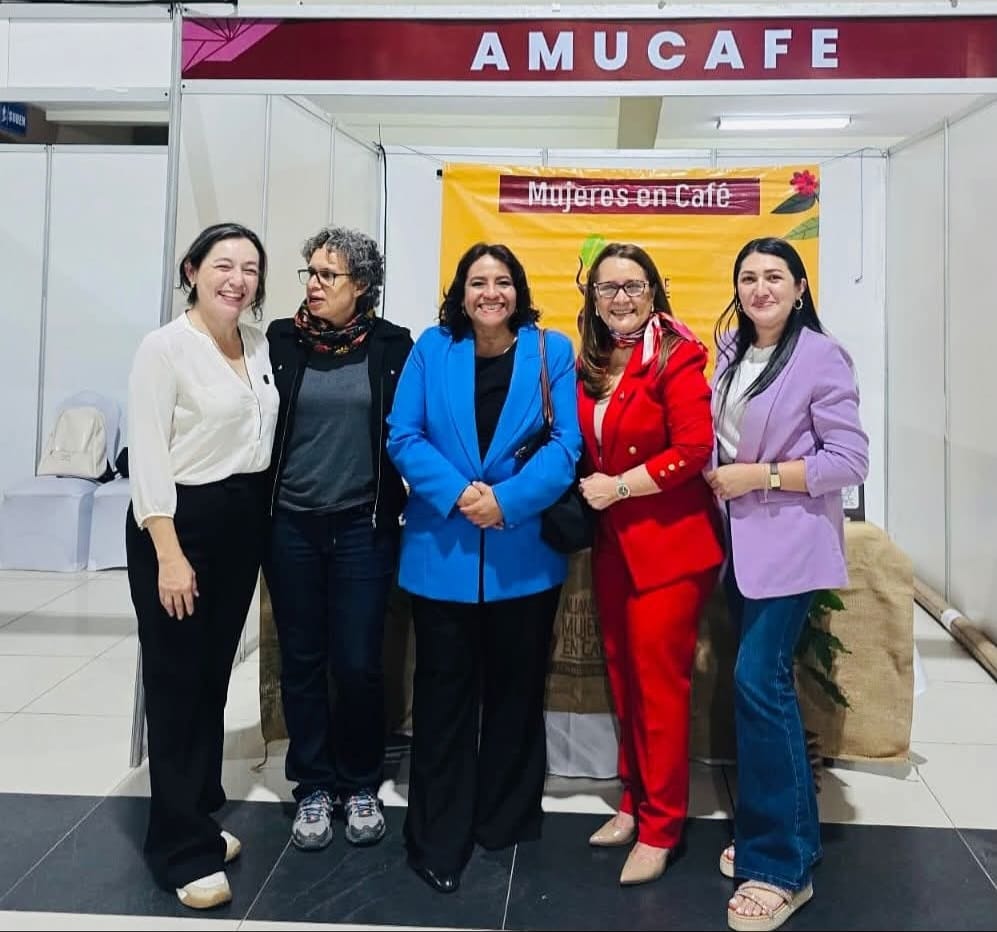 Ministra de SEMUJER, presente en la 140ª Asamblea Internacional del Café 